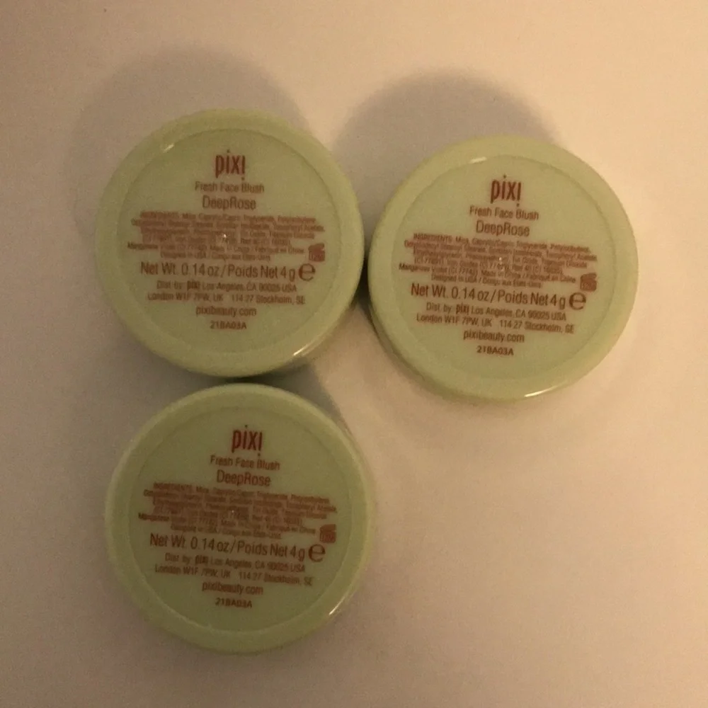 ONE Pixi fresh face blush in deep rose new